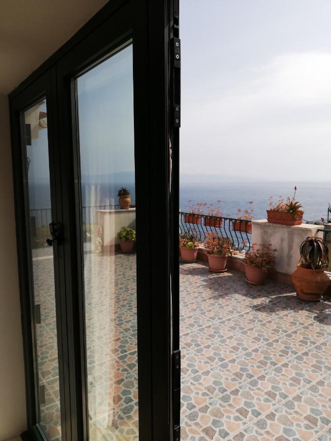 Il Normanno, Appartamento Con Panorama Mozzafiato Taormina Exteriör bild